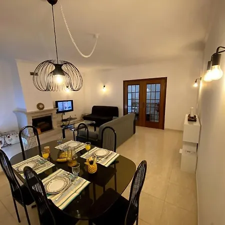 Apartment Mimosas